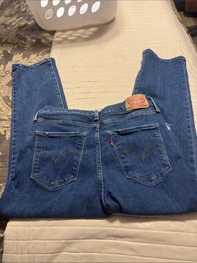 Levi's Blue Cropped Ankle Jeans